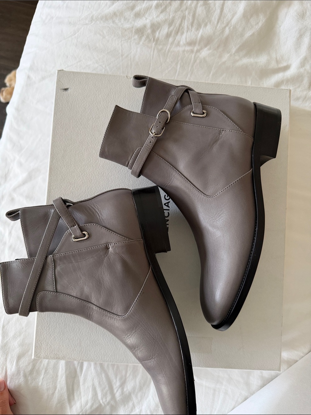 Balenciaga Taupe Gray Leather Ankle Boots - Picture 5 of 7